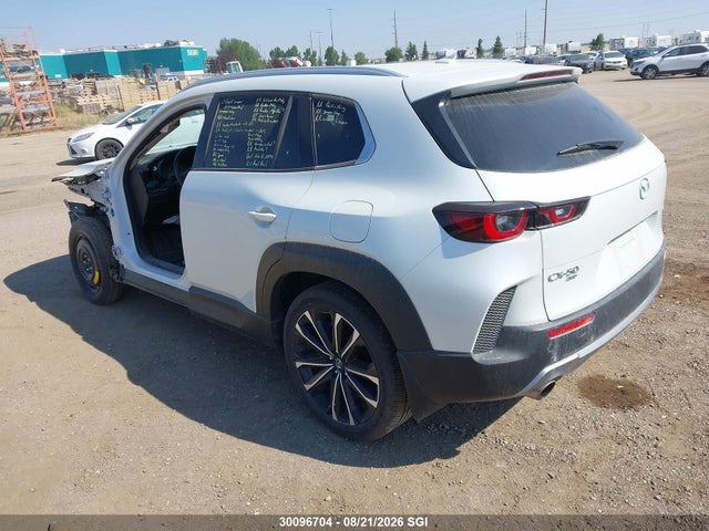 7MMVABDYXRN218543 Mazda Cx-50 Premium