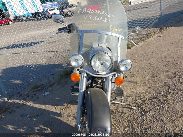 30096708 :رقم المزاد ، 5HD1FRMAXCB633180 vin ، 2012 Harley-davidson Flhrc Road King Classic مزاد بيع