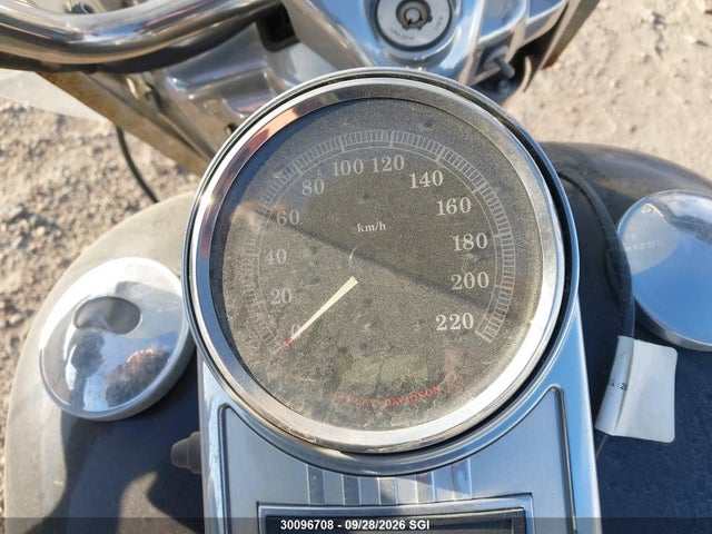 30096708 :رقم المزاد ، 5HD1FRMAXCB633180 vin ، 2012 Harley-davidson Flhrc Road King Classic مزاد بيع