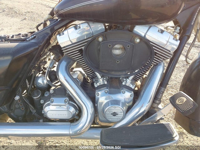 30096708 :رقم المزاد ، 5HD1FRMAXCB633180 vin ، 2012 Harley-davidson Flhrc Road King Classic مزاد بيع