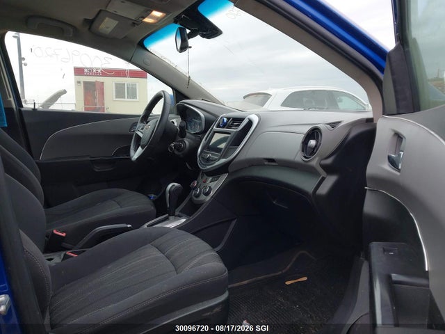 30096720 :رقم المزاد ، 1G1JD5SHXJ4124336 vin ، 2018 Chevrolet Sonic Lt مزاد بيع