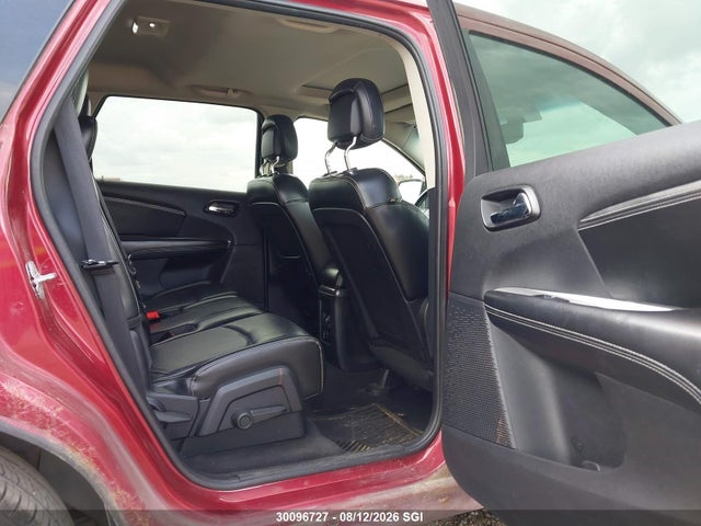 30096727 :رقم المزاد ، 3D4PH6FG3BT539803 vin ، 2011 Dodge Journey R/t مزاد بيع