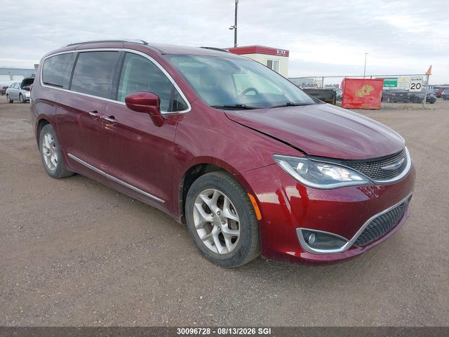 30096728 :رقم المزاد ، 2C4RC1EG0JR290290 vin ، 2018 Chrysler Pacifica Touring L Plus مزاد بيع
