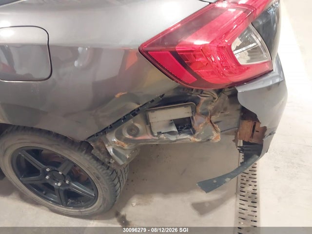 Продажа на аукционе авто 2016 Honda Civic Dx, vin: 2HGFC2E26GH007890, номер лота: 30096279
