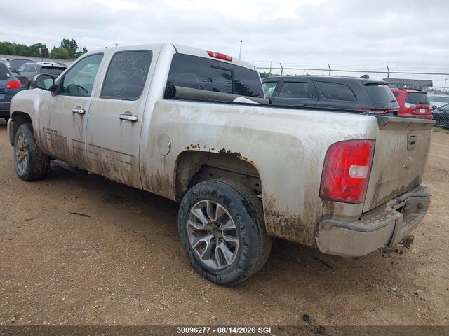 30096277 :رقم المزاد ، 3GCPKSE34BG210638 vin ، 2011 Chevrolet Silverado K1500 Lt مزاد بيع