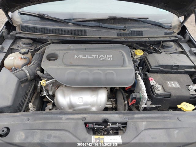30096742 :رقم المزاد ، 1C3CCCAB7GN140408 vin ، 2016 Chrysler 200 Limited مزاد بيع