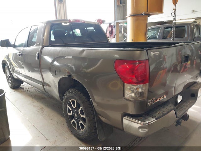 Продажа на аукционе авто 2007 Toyota Tundra Double Cab Sr5, vin: 5TFBT54167X002854, номер лота: 30096137