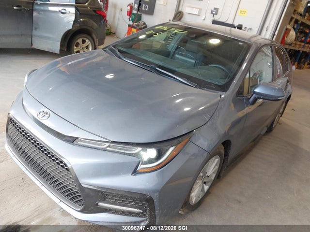 Toyota COROLLA SE 2021 5YFB4MBE8MP094282 Image 2