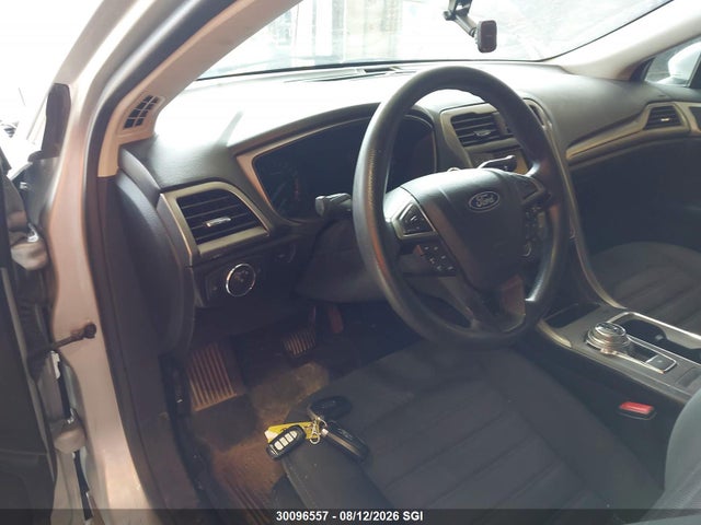 30096557 :رقم المزاد ، 3FA6P0H71JR237014 vin ، 2018 Ford Fusion Se مزاد بيع