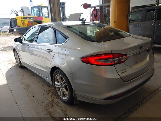 30096557 :رقم المزاد ، 3FA6P0H71JR237014 vin ، 2018 Ford Fusion Se مزاد بيع