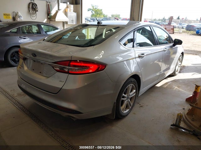 30096557 :رقم المزاد ، 3FA6P0H71JR237014 vin ، 2018 Ford Fusion Se مزاد بيع