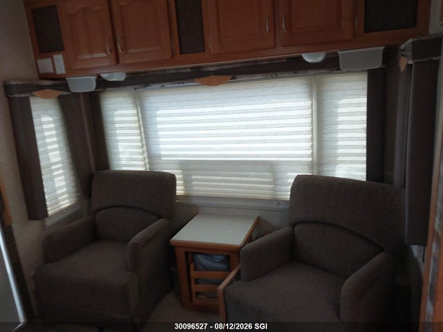 2005 Forest River Trailer Sport მანქანა იყიდება აუქციონზე, vin: 4X4FWCG285T006923, აუქციონის ნომერი: 30096527