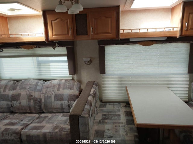 2005 Forest River Trailer Sport მანქანა იყიდება აუქციონზე, vin: 4X4FWCG285T006923, აუქციონის ნომერი: 30096527