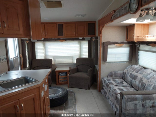 2005 Forest River Trailer Sport მანქანა იყიდება აუქციონზე, vin: 4X4FWCG285T006923, აუქციონის ნომერი: 30096527