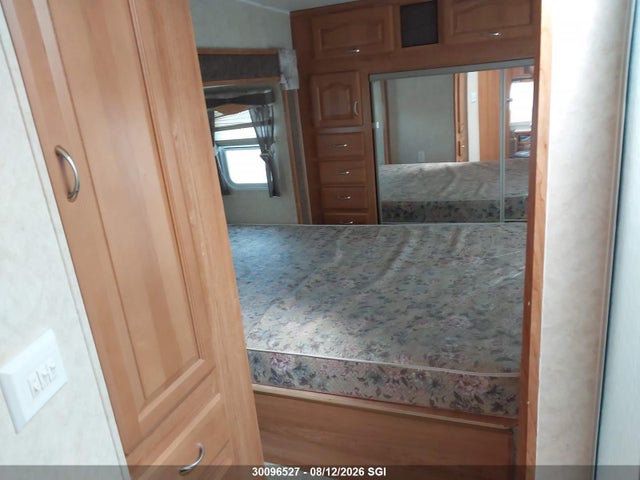 2005 Forest River Trailer Sport მანქანა იყიდება აუქციონზე, vin: 4X4FWCG285T006923, აუქციონის ნომერი: 30096527