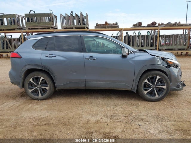 30096016 :رقم المزاد ، 7MUFBABG0SV063383 vin ، 2025 Toyota Corolla Cross Se/xse/night Shade/s مزاد بيع
