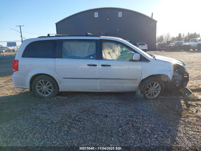 Продажа на аукционе авто 2015 Dodge Grand Caravan Se/sxt, vin: 2C4RDGBG9FR652340, номер лота: 30075040