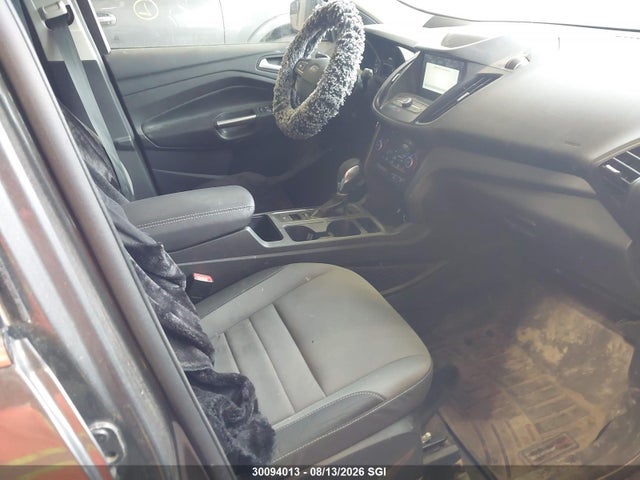 Ford ESCAPE SE 2019 1FMCU9GD1KUB70244 Image 5