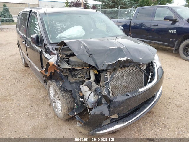 2015 Chrysler Town & Country Touring L მანქანა იყიდება აუქციონზე, vin: 2C4RC1CG5FR644119, აუქციონის ნომერი: 30075561