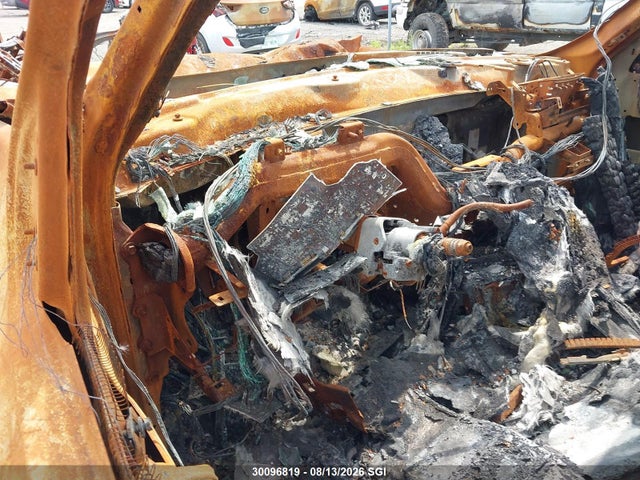 30096819 :رقم المزاد ، 1GTR2UEA6DZ407767 vin ، 2013 Gmc Sierra K1500 Sl مزاد بيع