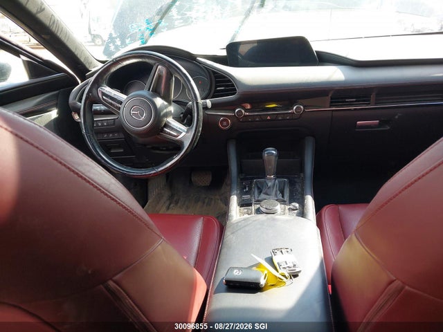 JM1BPBMM7P1608681 Mazda 3 Premium