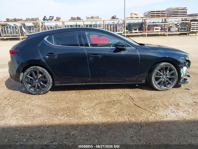 JM1BPBMM7P1608681 Mazda 3 Premium
