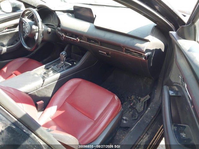 JM1BPBMM7P1608681 Mazda 3 Premium