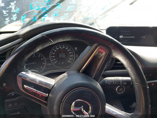 JM1BPBMM7P1608681 Mazda 3 Premium