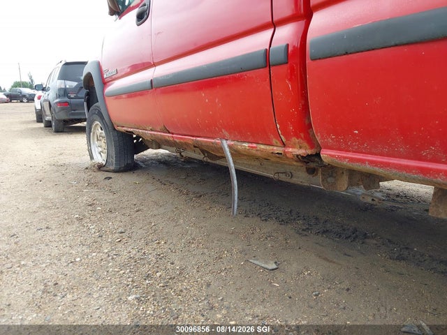 30096856 :رقم المزاد ، 1GTHK23112F148882 vin ، 2002 Gmc Sierra 2500hd Sl/sle/slt مزاد بيع
