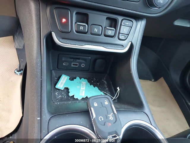 3GKALVEXXKL185635 GMC Terrain Slt