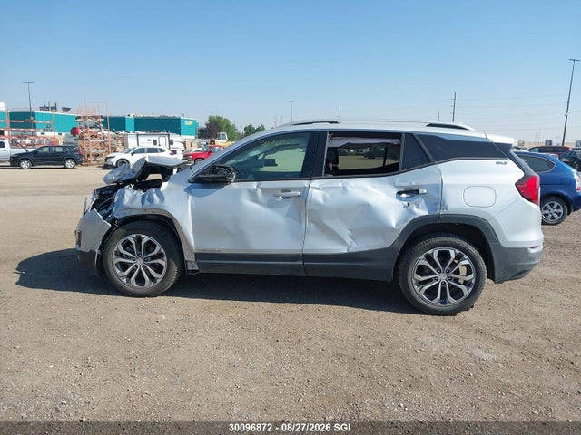 3GKALVEXXKL185635 GMC Terrain Slt