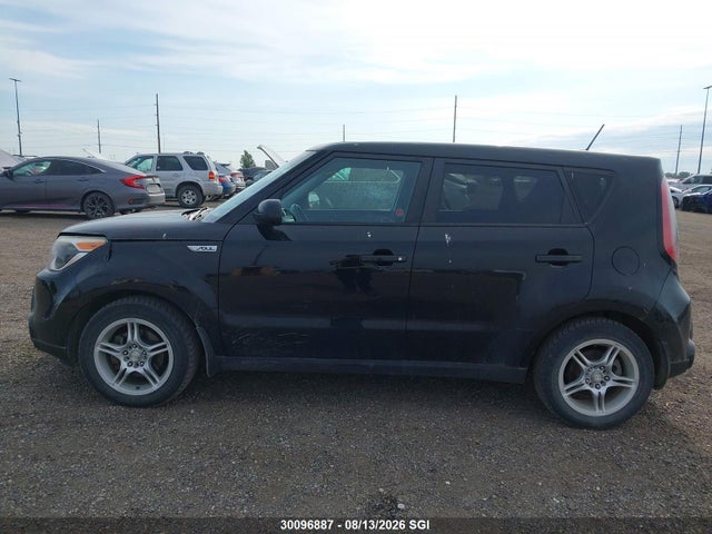 30096887 :رقم المزاد ، KNDJN2A23F7124894 vin ، 2015 Kia Soul مزاد بيع