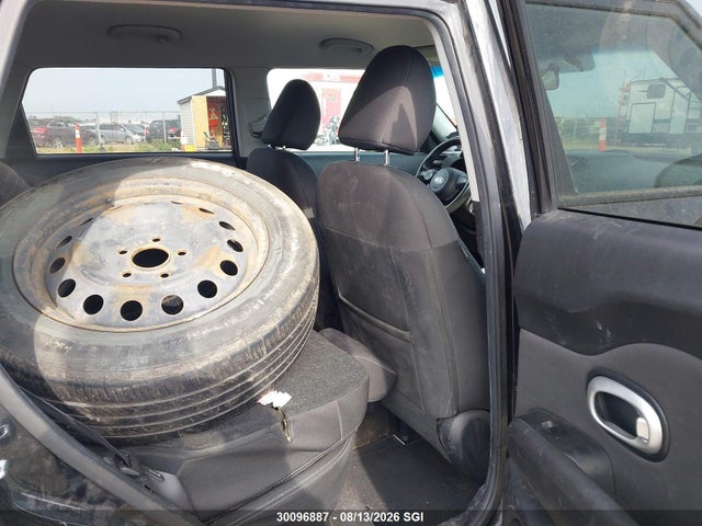 30096887 :رقم المزاد ، KNDJN2A23F7124894 vin ، 2015 Kia Soul مزاد بيع