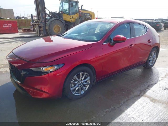 Mazda 3 Preferred 2024 JM1BPALM6R1717244 Image 2