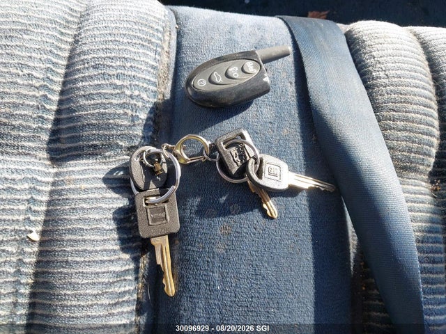 30096929 :رقم المزاد ، 1GTEC14K8NE511755 vin ، 1992 Gmc Sierra C1500 مزاد بيع
