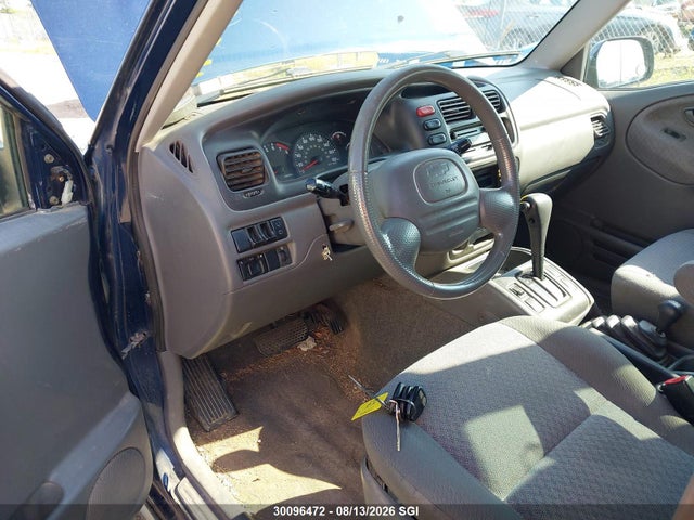 Продажа на аукционе авто 2002 Chevrolet Tracker, vin: 2CNBJ13C626926619, номер лота: 30096472