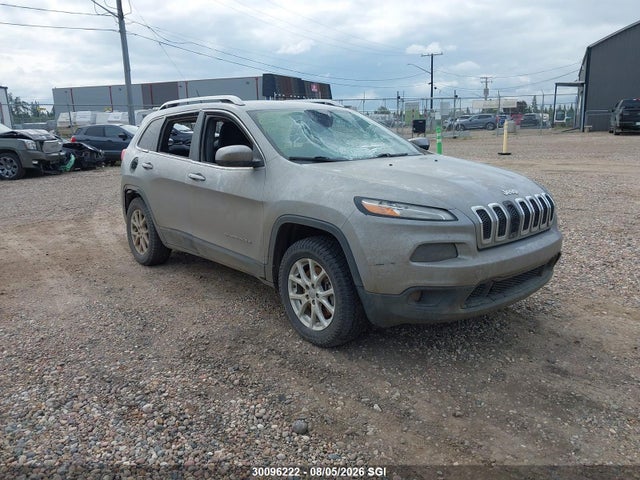 30096222 :رقم المزاد ، 1C4PJMCB5FW606609 vin ، 2015 Jeep Cherokee Latitude مزاد بيع