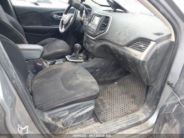 2015 Jeep Cherokee Latitude მანქანა იყიდება აუქციონზე, vin: 1C4PJMCB5FW606609, აუქციონის ნომერი: 30096222