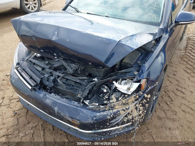 Продажа на аукционе авто 2018 Volkswagen Golf S/se, vin: 3VWG17AU2JM276925, номер лота: 30094827