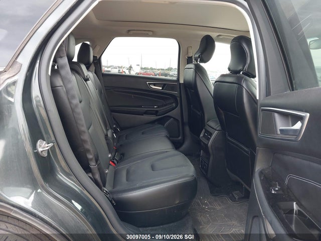 30097005 :رقم المزاد ، 2FMPK4K89FBB23897 vin ، 2015 Ford Edge Titanium مزاد بيع