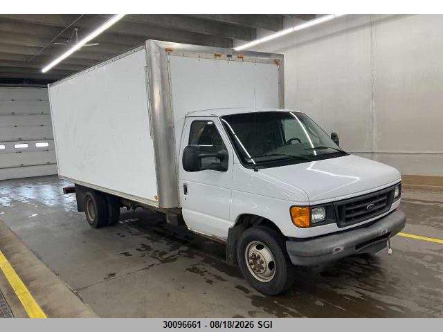 2003 Ford Econoline E450 Super Duty Cutwy Van მანქანა იყიდება აუქციონზე, vin: 1FDXE45F23HB89157, აუქციონის ნომერი: 30096661