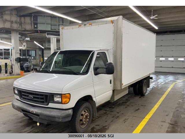 Продажа на аукционе авто 2003 Ford Econoline E450 Super Duty Cutwy Van, vin: 1FDXE45F23HB89157, номер лота: 30096661