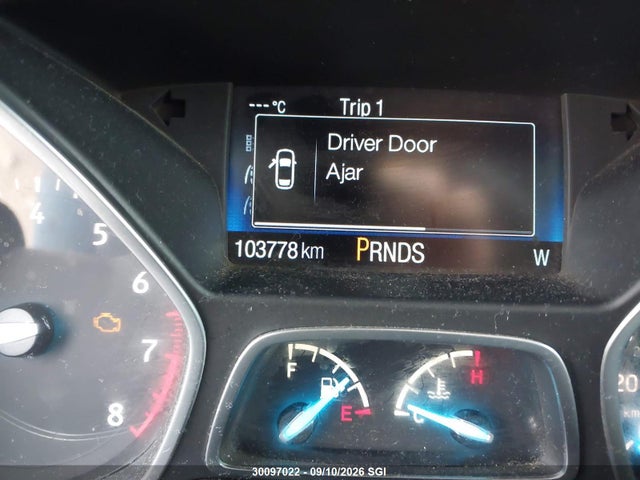 30097022 :رقم المزاد ، 1FMCU9G93HUA34377 vin ، 2017 Ford Escape Se مزاد بيع