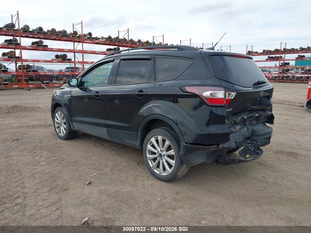 30097022 :رقم المزاد ، 1FMCU9G93HUA34377 vin ، 2017 Ford Escape Se مزاد بيع