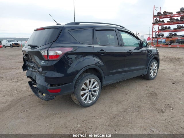 30097022 :رقم المزاد ، 1FMCU9G93HUA34377 vin ، 2017 Ford Escape Se مزاد بيع