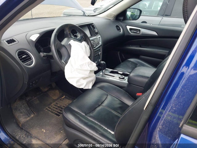 30079105 :رقم المزاد ، 5N1DR2MM6HC671520 vin ، 2017 Nissan Pathfinder S/sv/sl/platinum مزاد بيع