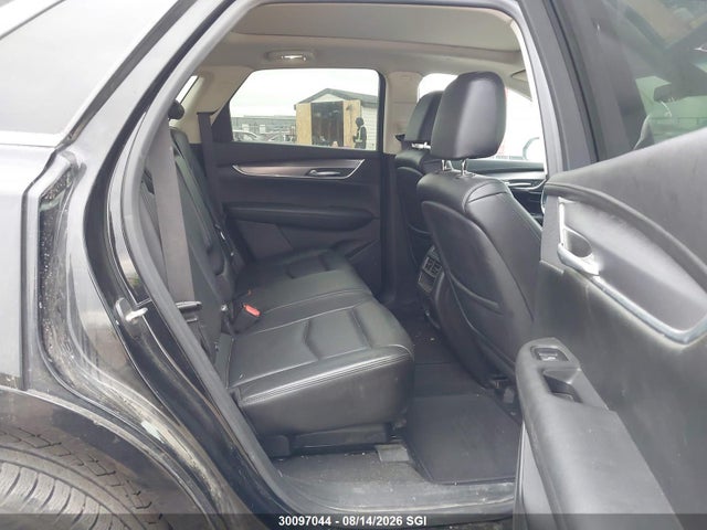 30097044 :رقم المزاد ، 1GYKNDRS5JZ232283 vin ، 2018 Cadillac Xt5 Luxury مزاد بيع