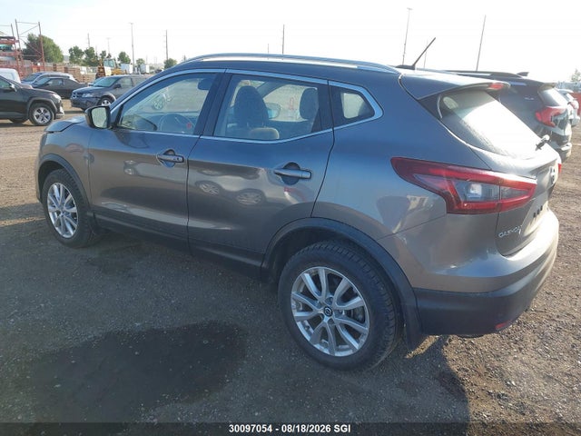 JN1BJ1BW9MW449437 Nissan Qashqai S/sl/sv