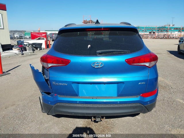 2017 Hyundai Tucson Limited/sport And Eco/se მანქანა იყიდება აუქციონზე, vin: KM8J3CA45HU574687, აუქციონის ნომერი: 30097055