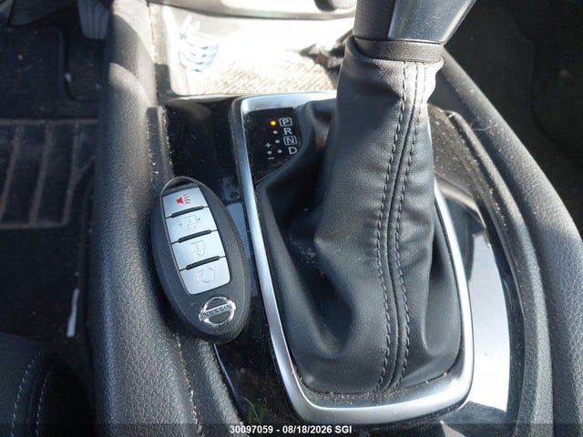 JN1BJ1CW1LW379669 Nissan Qashqai S/sl/sv